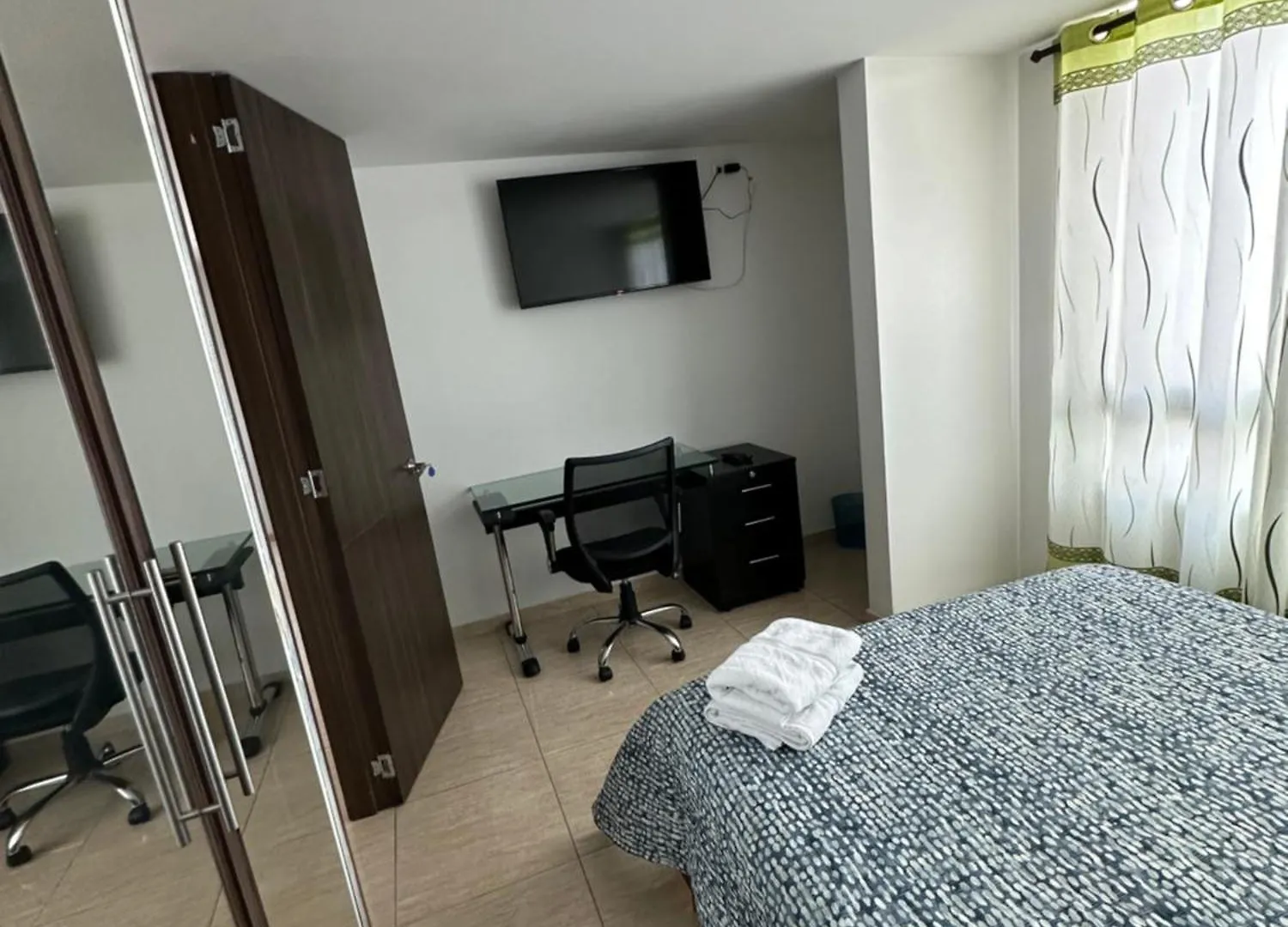 Apartamento Amoblado Cerca A Metropolis Bogota 0*,