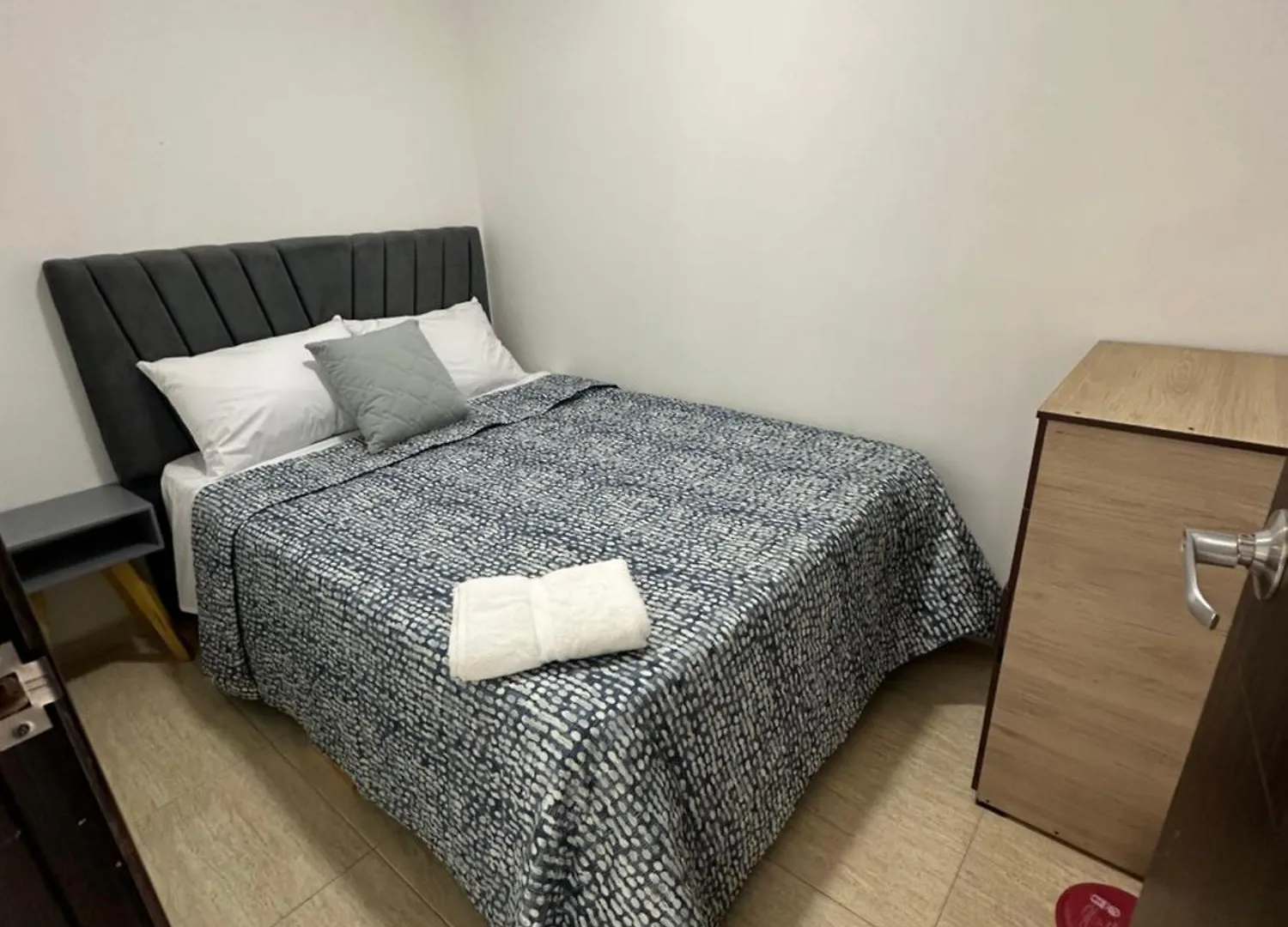 Apartamento Amoblado Cerca A Metropolis Bogota